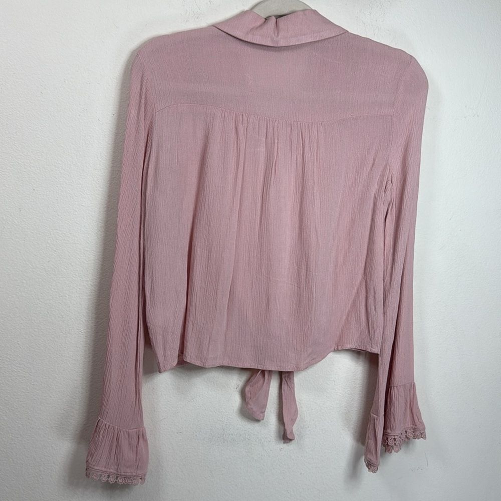 (H1) Gypsies & Moondust WomensButton Up Shirt Pink BellSleeves Tie Lace Trim, XS - Picture 3 of 11